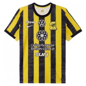 Al Ittihad Kotipelipaita 2025-26