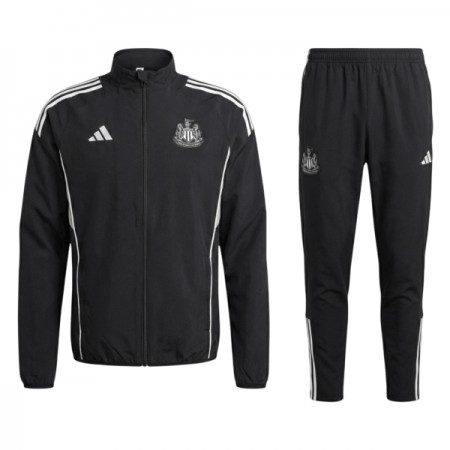 Newcastle United Training Takit Musta 2025-26
