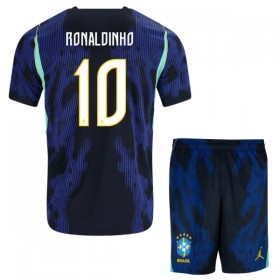Brasilia Ronaldinho 10 Lasten Vieraspelipaita Mm-Kisat 2026 Lyhythihainen (+ shortsit)