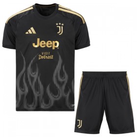 Juventus Lasten Kolmaspelipaita 2026-27 Lyhythihainen (+ shortsit)