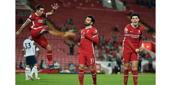 Manchester United on perseestä, AC Milan on murskattu