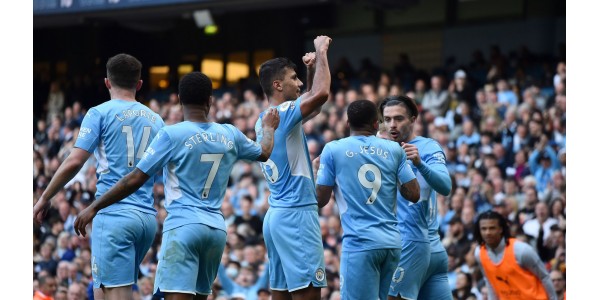 Manchester City palasi kärkeen lukemin 5-0