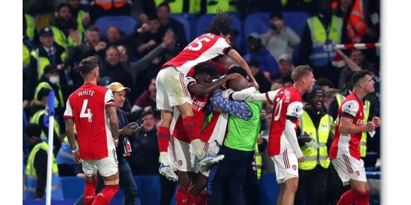 Arsenal alistuu huipulle, Chelsea on häviäjä