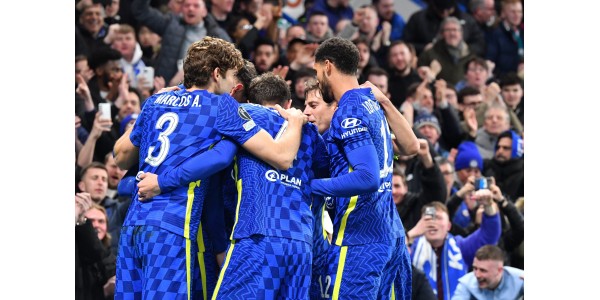 Chelsea voittaa, mutta Juventus ei ole niin onnekas