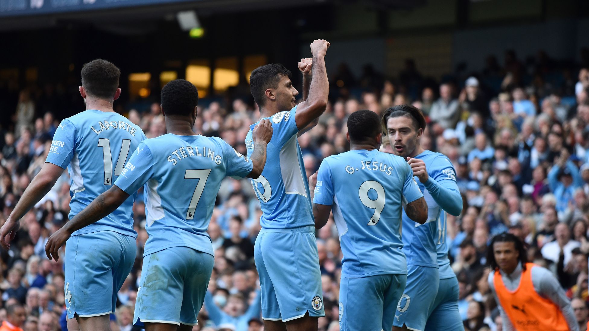 Manchester City palasi kärkeen lukemin 5-0