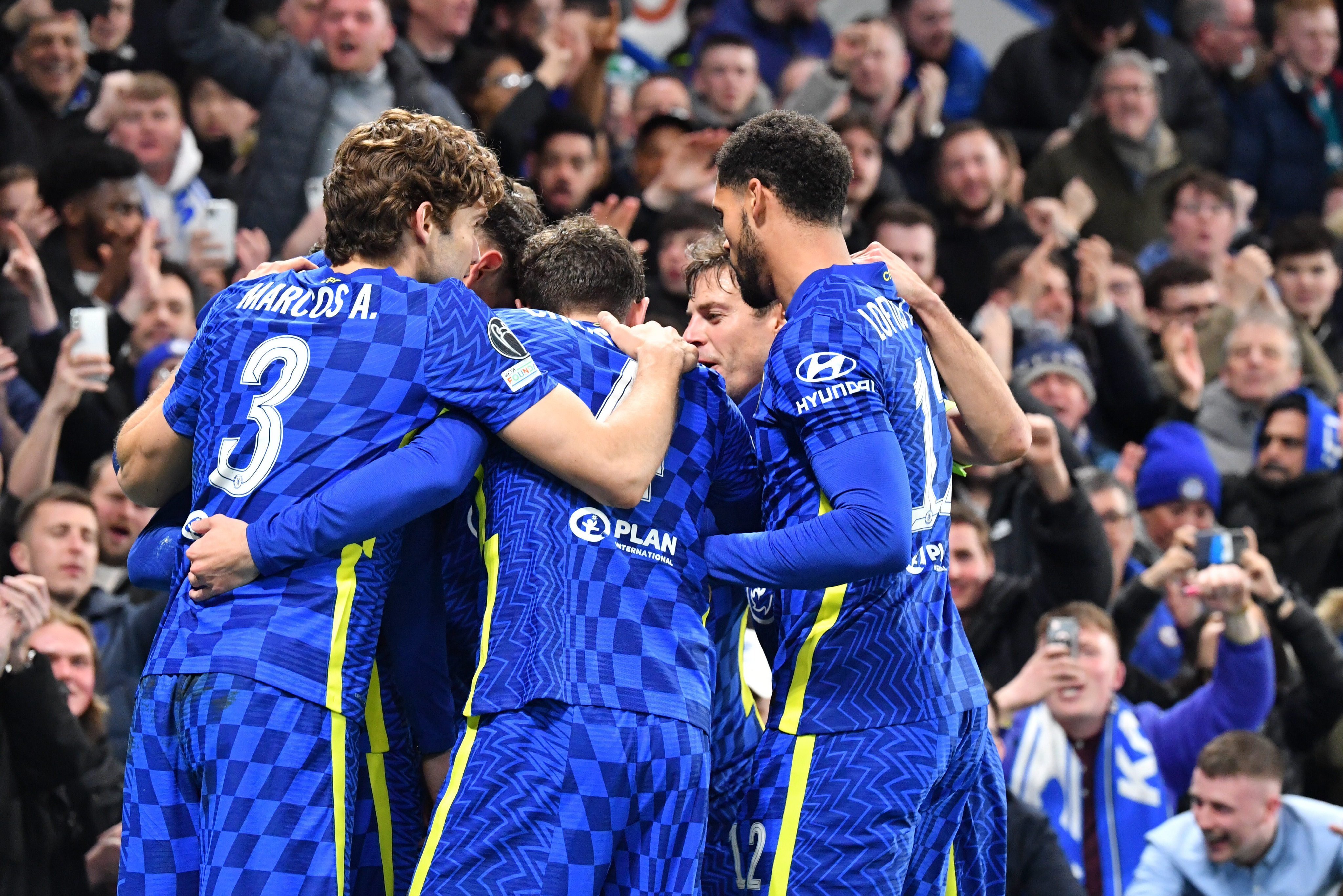 Chelsea voittaa, mutta Juventus ei ole niin onnekas